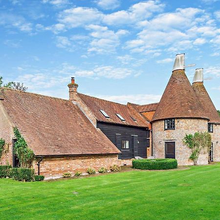 Court Lodge Oast Heathfield Exteriér fotografie